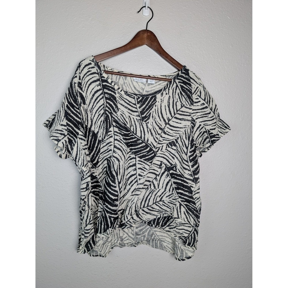 Nicole Miller New York Shirt Womens 2X White Linen Animal Print Dolman Tunic Top